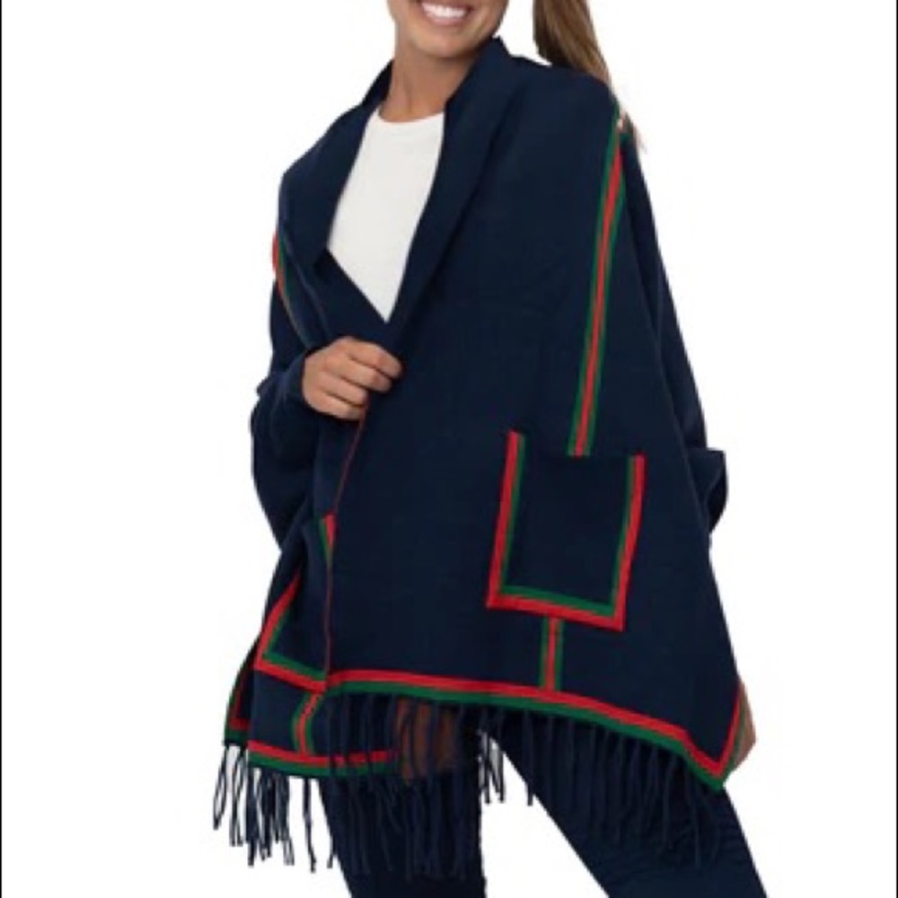 Navy fringe poncho wrap 💙💚❤️